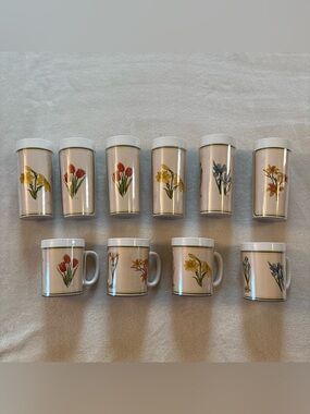 Vintage 1980 Dart Inc Thermo-Serve Floral Lot of 6 Tumblers and 4 Coffee Mugs